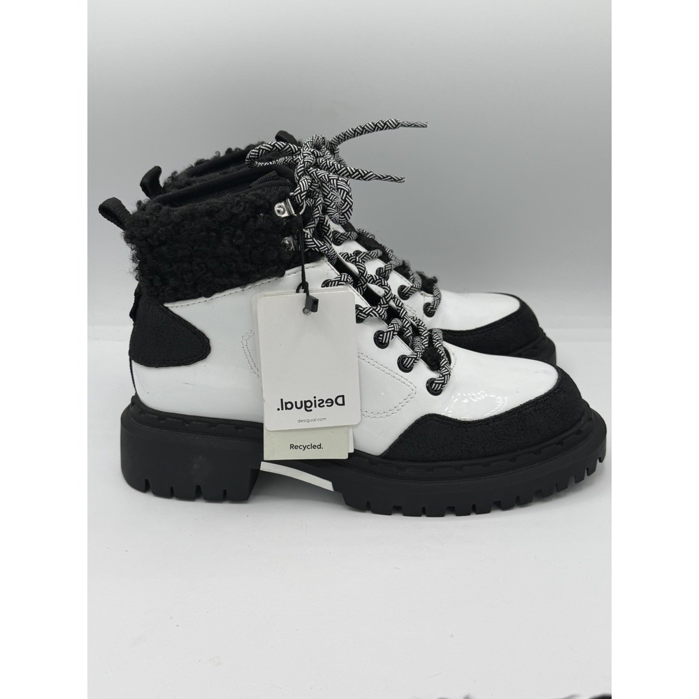 Desigual Lace Up Trekking Boots White Black Synthetic Rubber Sole Size 6.5 NEW